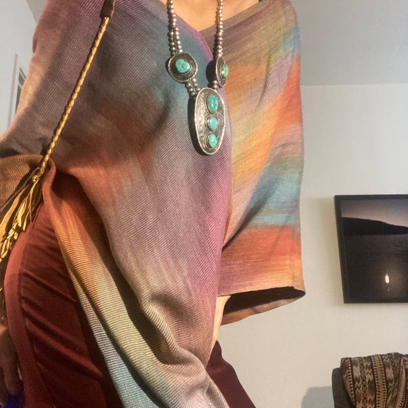 Vtg HAND WOVEN Silk poncho infinity scarf 70’s 60’s rainbow fringe bohemian art - Picture 5 of 5